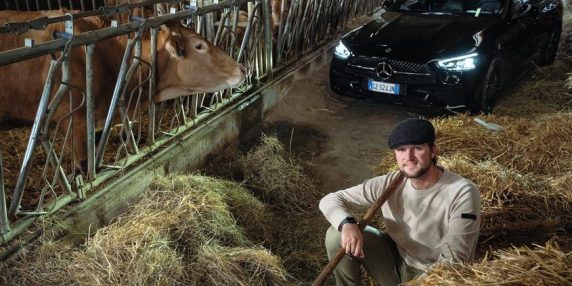 Mercedes Classe C guida la visita al Monte Baldo, la terrazza sul lago di Garda