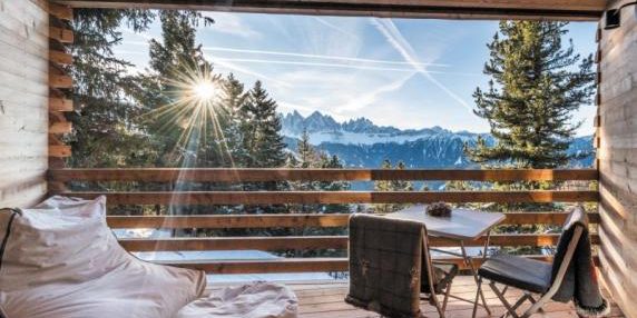 Rifugi di lusso in montagna: comfort e silenzio tra le nevi