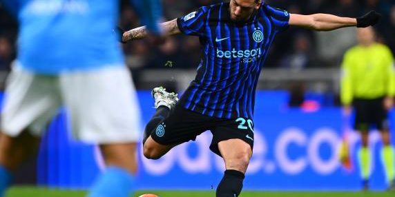 Calhanoglu infortunato al polpaccio: quattro partite di assenza, anche in Champions; Fullkrug frattura dito del piede