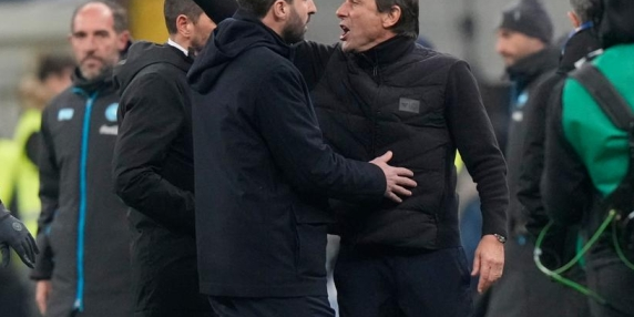 Conte squalificato per due partite e multato di 15.000 euro per offese al giocatore dell'Inter