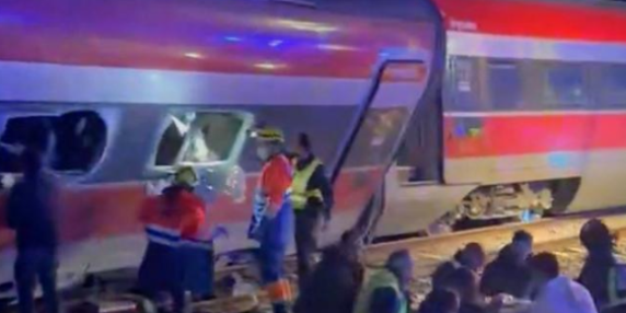 Deragliamento di due treni in Andalusia: 39 morti, 73 feriti, ministro perplesso su linea rettilinea