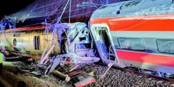 Incidente ferroviario in Catalogna: 43 morti, macchinista avvisa centro di controllo e ministro evidenzia abrasioni sui binari