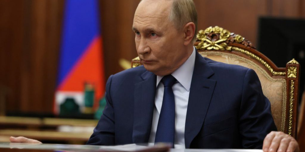 Путин назвал число стран, где ценят товары из РФ