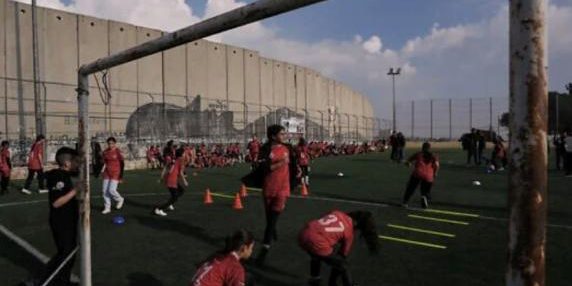 Campo di calcio: immagine di un campo di gioco