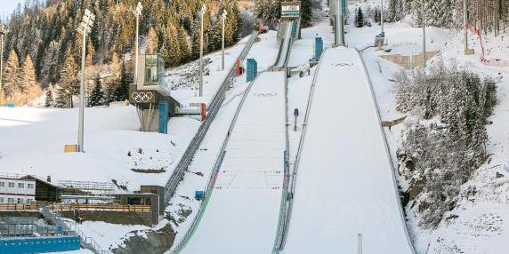 Aumento della presenza di agenti americani in Italia per proteggere atleti e funzionari statunitensi a Milano‑Cortina