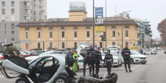 6993185480397.r_d.1037-958-0