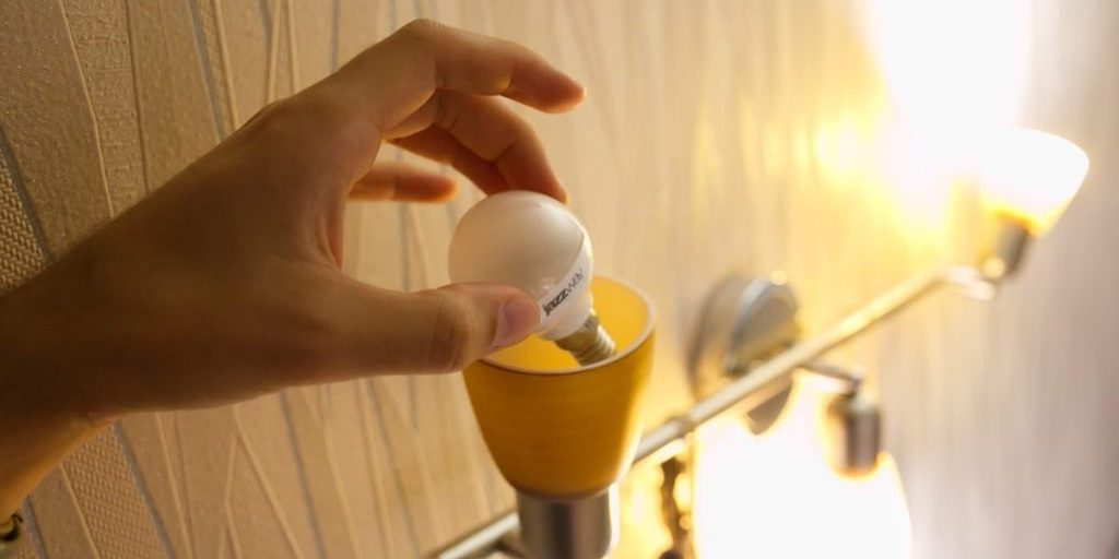 Interruzione della fornitura di energia elettrica a Volgograd: lavori di manutenzione programmata nei due distretti