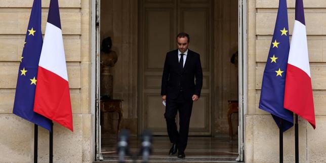 Démission de Sébastien Lecornu : « La politique française est devenue baroque »