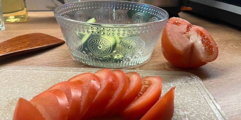 Новгородцам посоветовали есть не менее пяти порций в день свежих овощей и фруктов