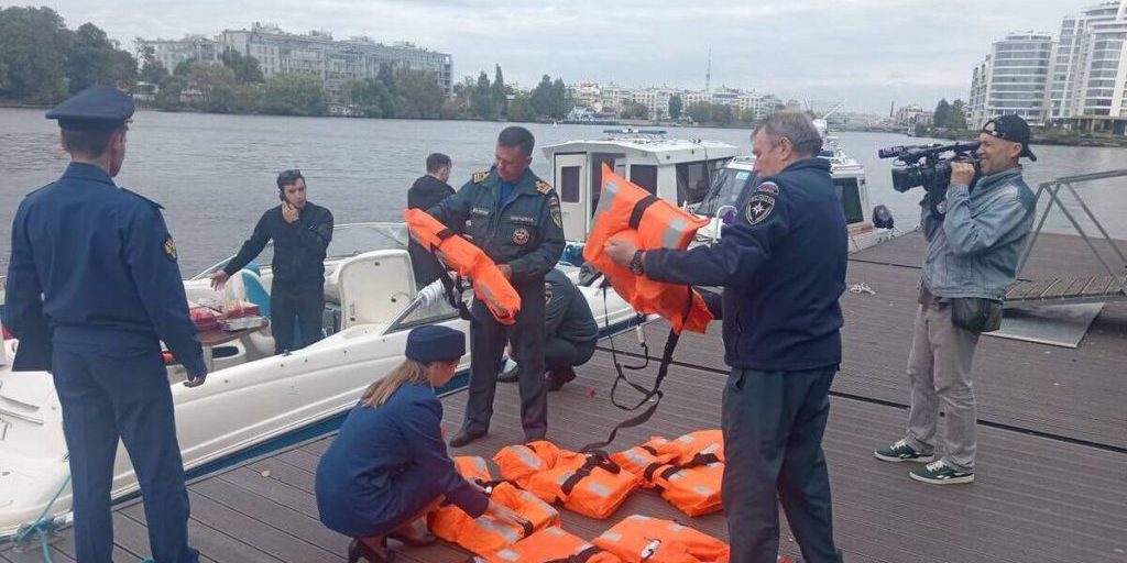 Controllo sulla Neva: operazione congiunta per garantire sicurezza e regolarità dei trasporti fluviali