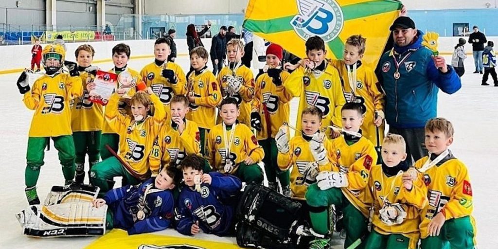 «Водник-2016» победил на всероссийских соревнованиях по русскому хоккею