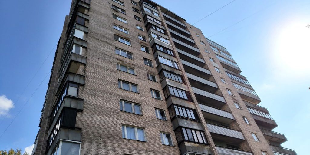 "Le conseguenze della permanenza in un appartamento non privatizzato: limiti, problemi e rischi da considerare"