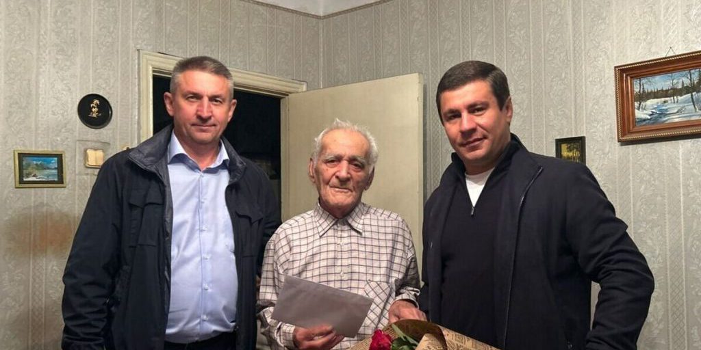 В Кисловодске с 95-летием поздравили ветерана Великой Отечественной войны