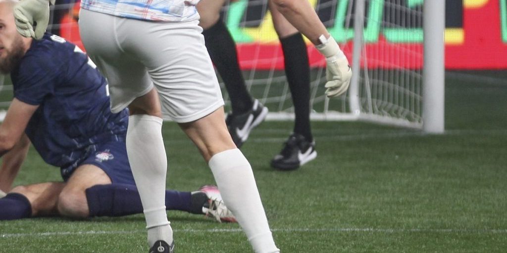 Стал известен стартовый состав сборной РФ на игре с Боливией