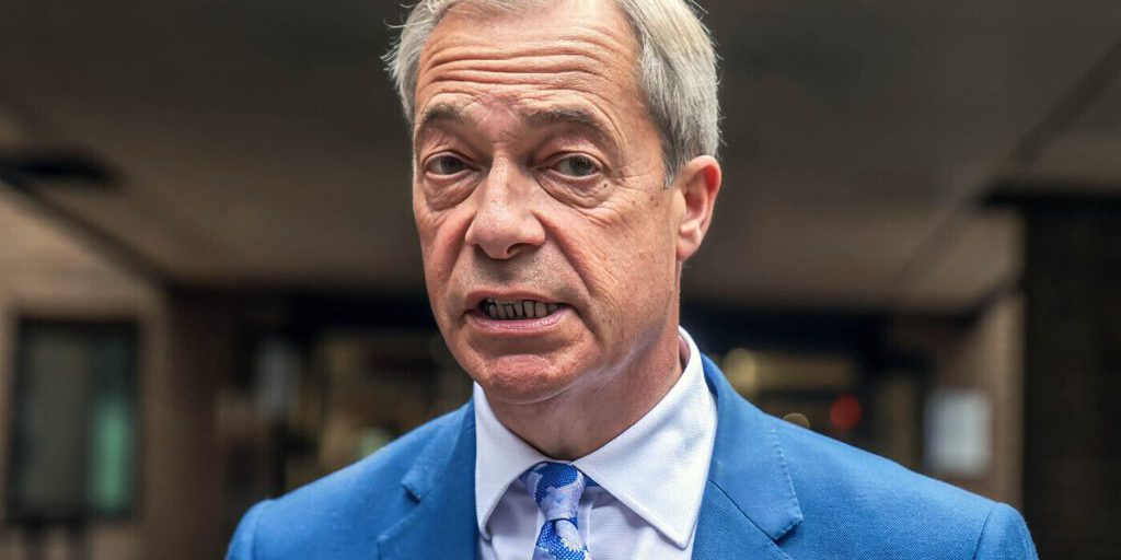 "Надо их сбивать": британский политик резко высказался о российских самолетах