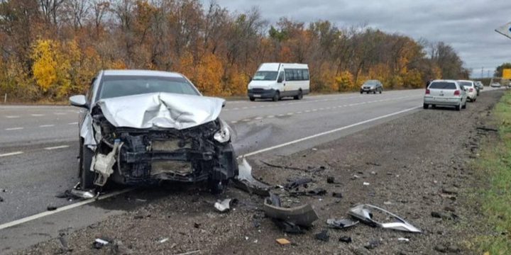 Врачи не смогли спасти 65-летнего воронежца, пострадавшего в ДТП на Курской трассе