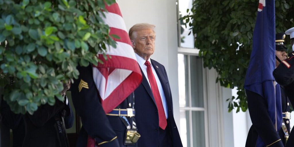 Трамп исключил возможность обучения других стран использованию ракет Tomahawk