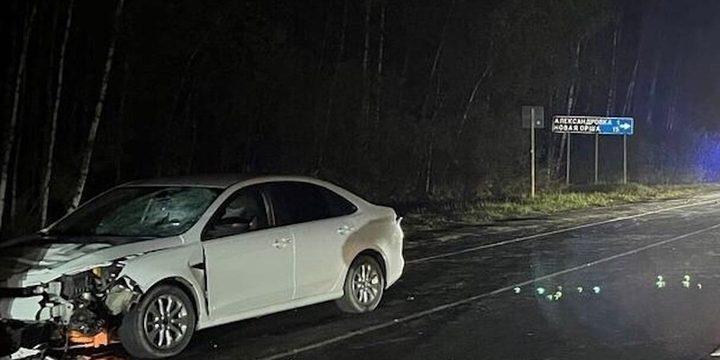 Под Тверью насмерть сбили мужчину, идущего по трассе