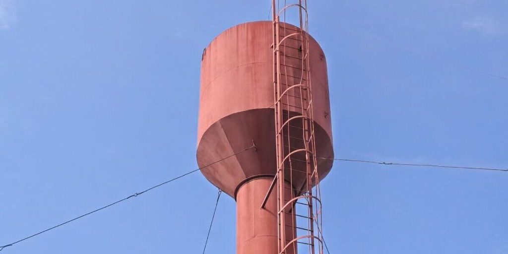 Interruzione programmata dell'acqua a Novomikhaylovka: cosa sappiamo e come saranno interessati i residenti