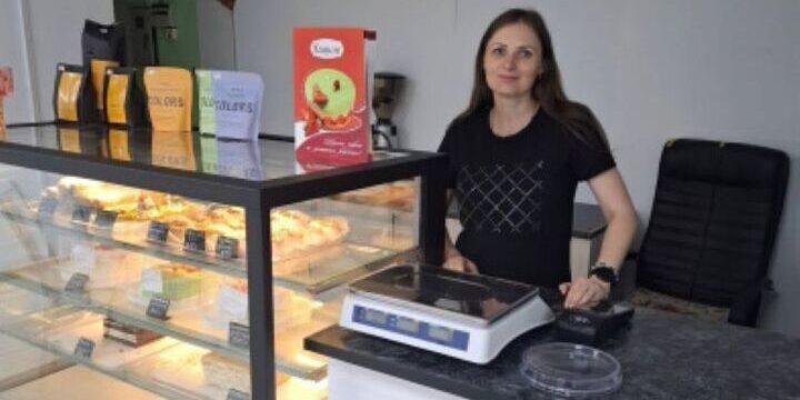 Donna di Shebekino Realizza il Sogno di Aprire un Negozio di Dolci Grazie a un Contratto Sociale