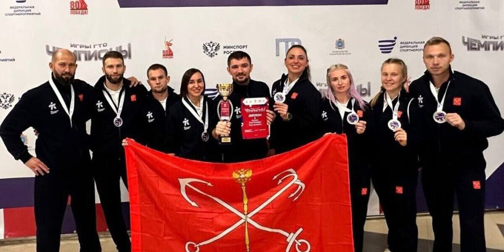 Atleti di San Pietroburgo conquistano il podio al Festival russo GTO con una medaglia d'argento