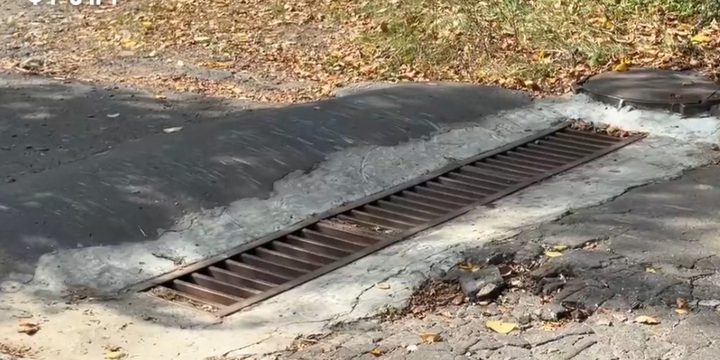 Orël finalmente al sicuro dalle inondazioni: il ripristino della fognatura pluviale nella via Novikova porta sollievo ai residenti