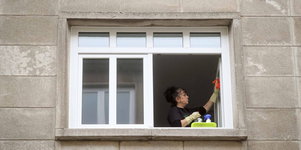 Precarietà delle piattaforme digitali: impatto su psicologi, avvocati e caregiver