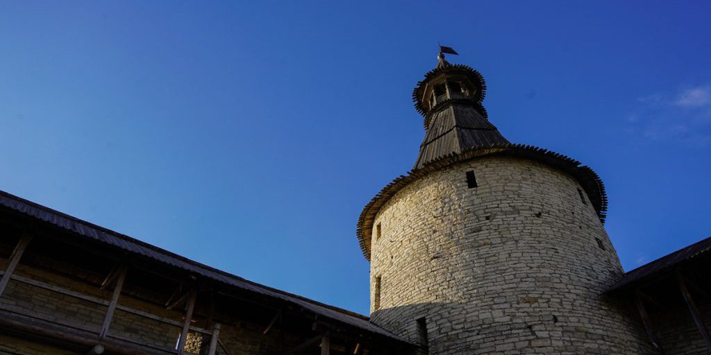 Passeggiata guidata al Cremlino di Pskov: scopri i segreti delle torri il 19 ottobre