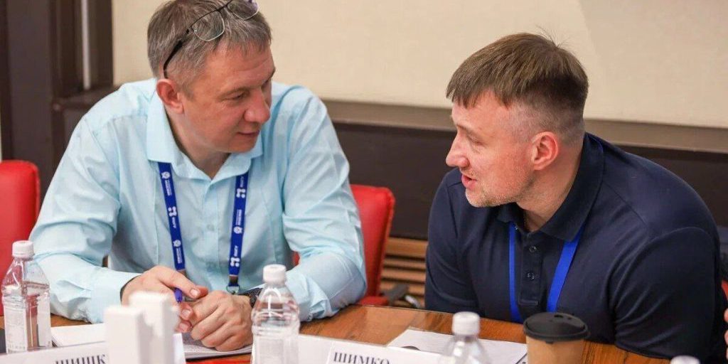 Sindaco di Serpukhov diventa mentore per veterano Alexander Shishkin nell'ambito del programma Eroi della regione di Mosca