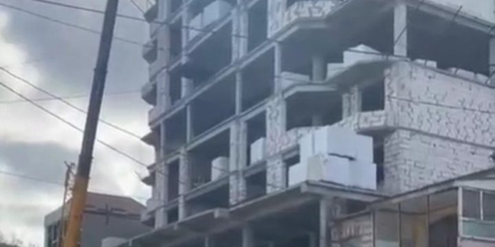 Власти Махачкалы разъяснили ситуацию со строительством многоэтажки на Даниялова