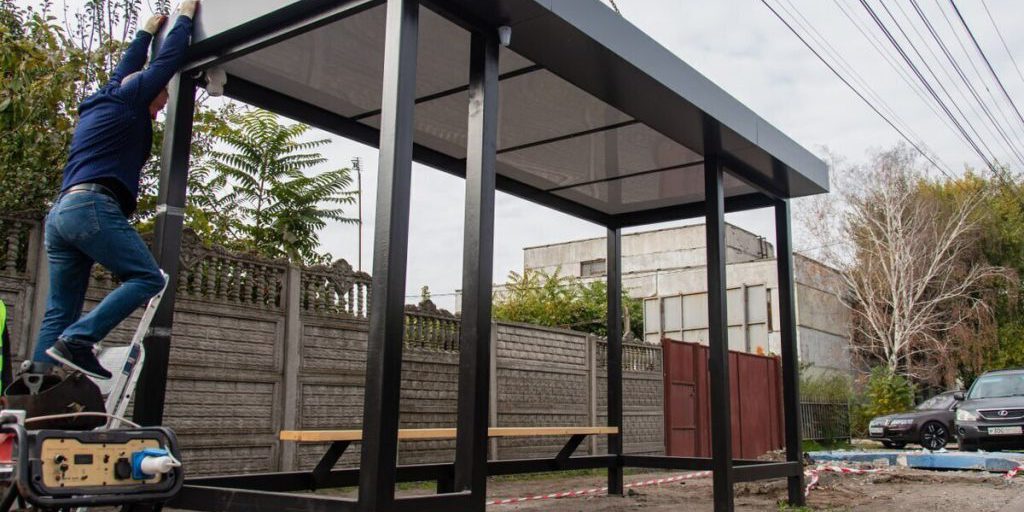 В Мелитополе установили три новых умных остановки