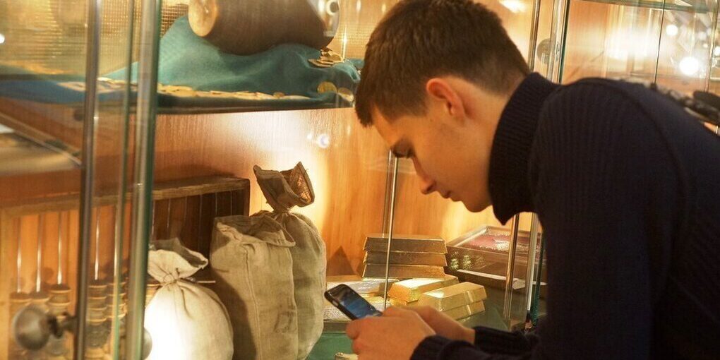 Celebrazione del 165° anniversario della Banca Centrale a Tula con la Giornata delle porte aperte