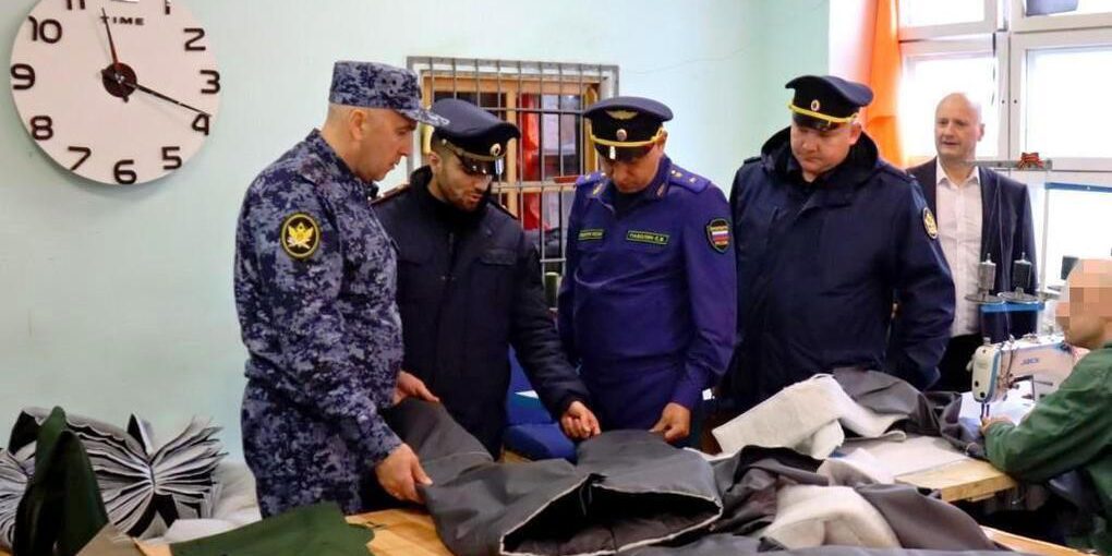 Procuratore della regione di Murmansk valuta condizioni di detenzione nella colonia penitenziaria di Murmashi