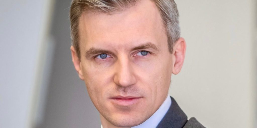 Il Governatore di Smolensk Vasilij Anochin Presenta la Sintesi degli Eventi della Settimana