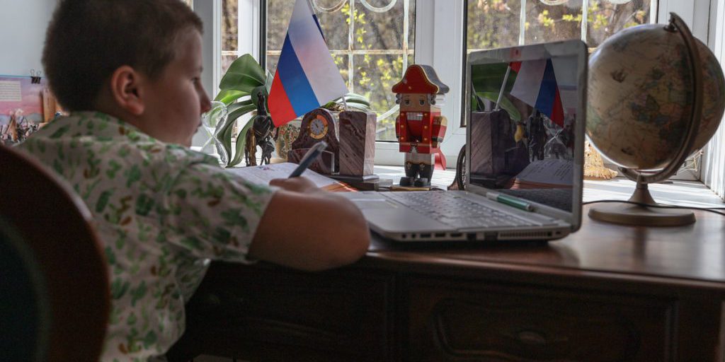 В ОП предложили ввести идентификацию по паспорту для контента 18+