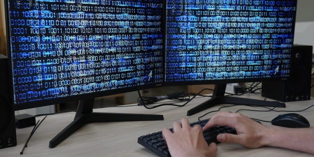 Туляков предупредили о новом способе обмана через мошеннические QR-коды