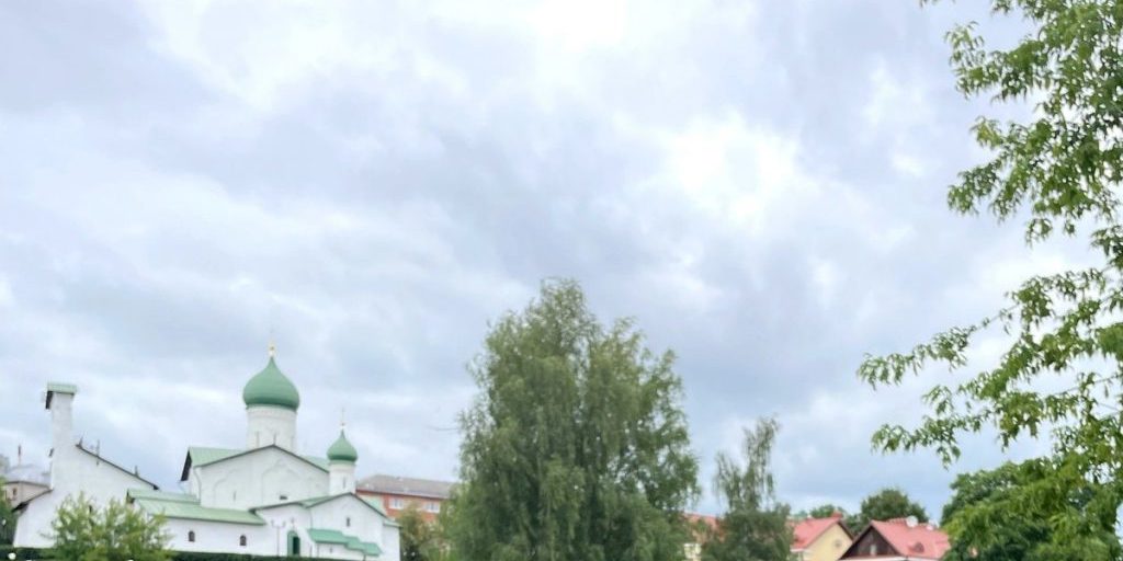 "Она знала тайны Юлии Пересильд". Умерла псковский учитель истории Жанна Ушкачева