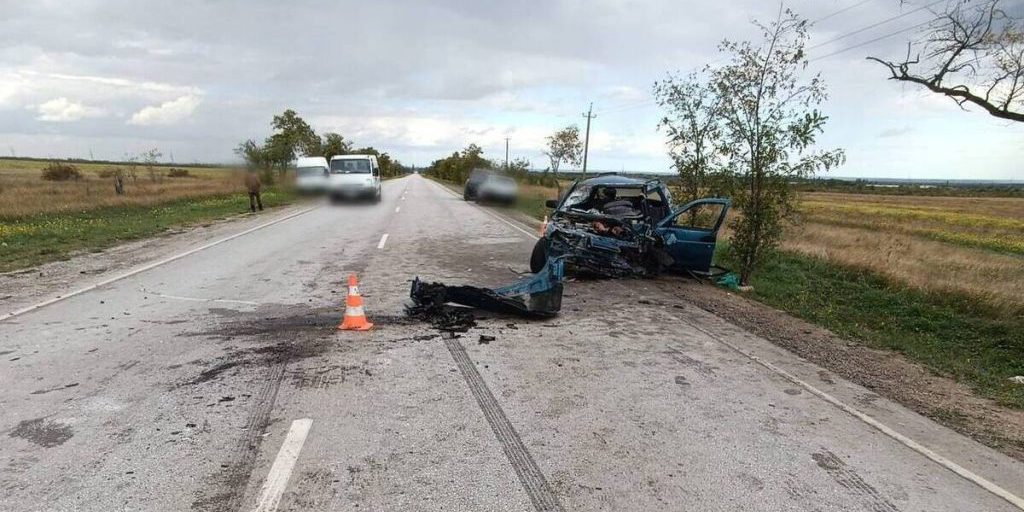 Incidente stradale nel distretto di Kirovskij: cinque persone ferite, tra cui due bambini