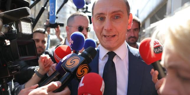 Laurent Jacobelli ospite di Questions politiques su France Télévisions