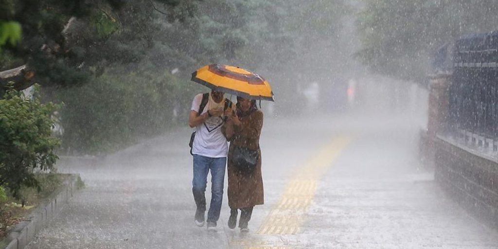 Allerta meteo in Turchia: 8 province a rischio per forti piogge e alluvioni