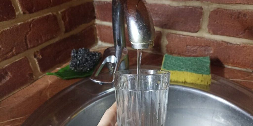 Conseguenze Gravi per i Non Pagatori di Servizi Pubblici: Arresto dei Conti e Sospensione dei Servizi