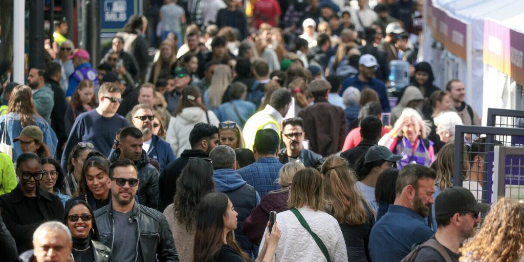 Мэр Лондона знал о бандах педофилов