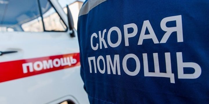 В Волгоградской области иномарка вылетела в кювет, пострадала пассажирка