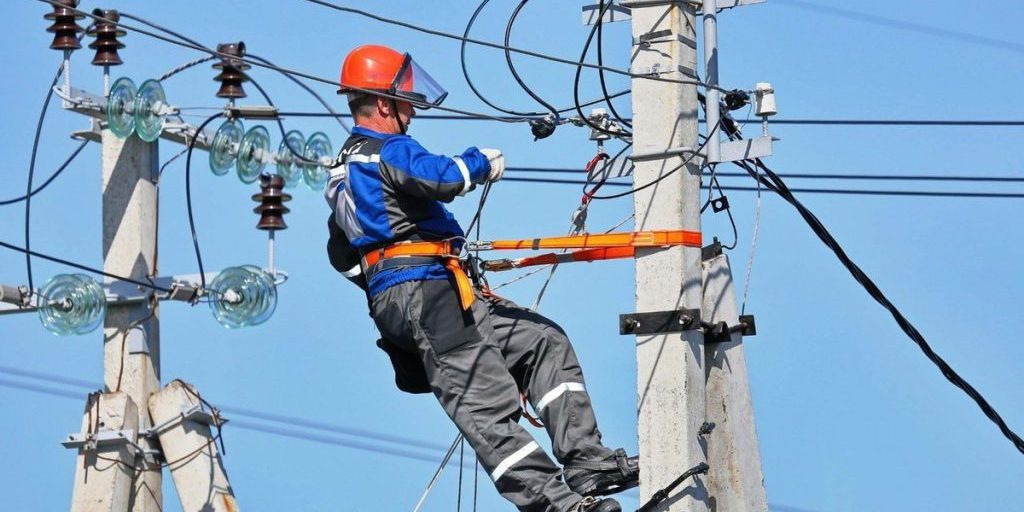 Preparazione dell'infrastruttura energetica per il III Forum Buddista Internazionale a Elista: garanzia di energia affidabile per partecipanti e ospiti