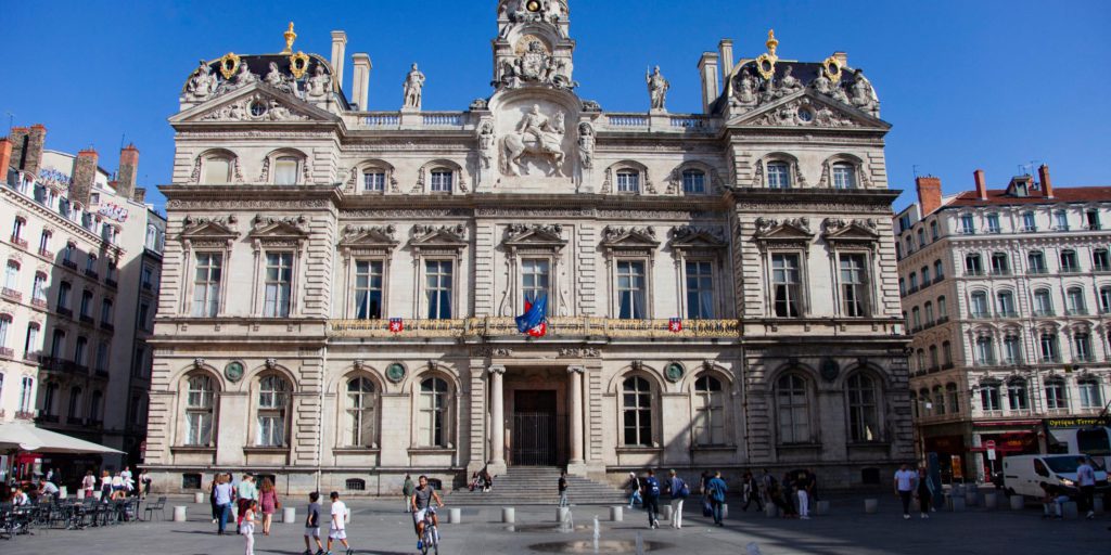 Elezioni locali e nazionali: perché i sindaci hanno esigenze diverse