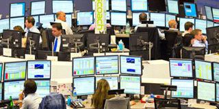 Mercati europei cauti nonostante indici PMI sopra le attese. Focus sulle trimestrali