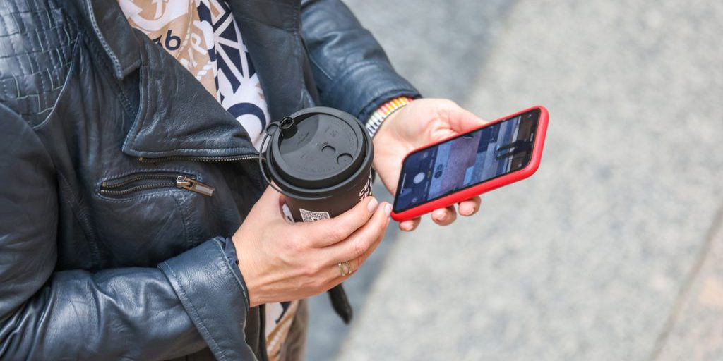 В телефоне блогера Ефремова* полгода была активирована подписка ежемесячных донатов для ФБК