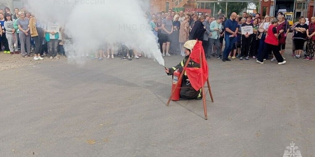 Киреевские спасатели провели учения на текстильном предприятии