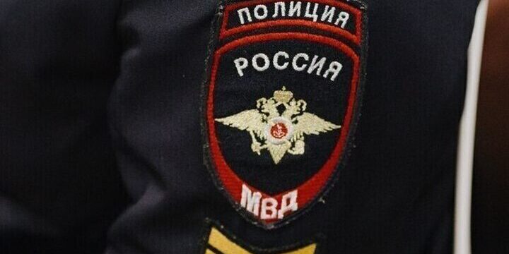 Arresto a Penza: la polizia russa sventa un tentativo di ingannare gli agenti e sequestra sostanze stupefacenti