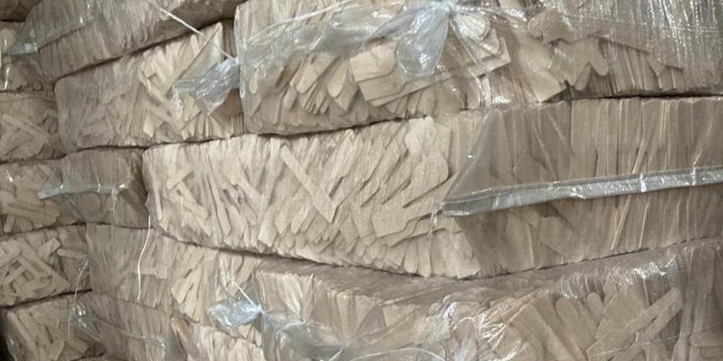 Китай купил в Новгородской области почти 2000 тонн деревянных ложек